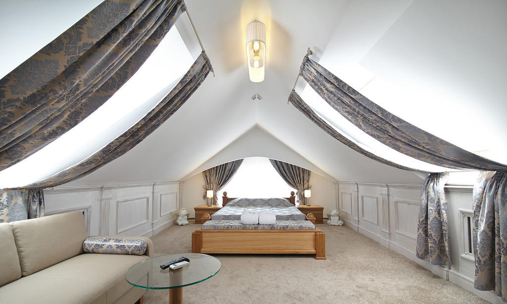 Pidkova Hotel Rivne Room photo